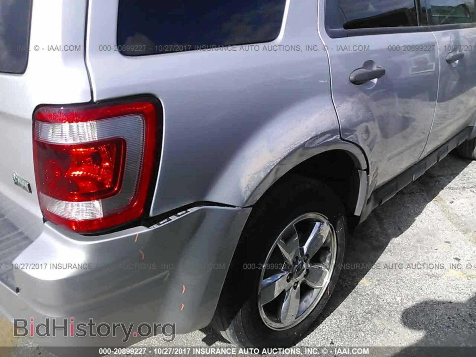 2011 Ford Escape - VIN: 1FMCU0DG6BKB88132 - Photo 6