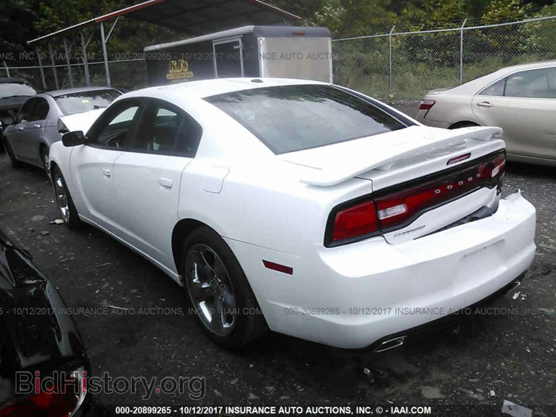 2013 Dodge Charger - VIN: 2C3CDXHG6DH610955 - Photo 3