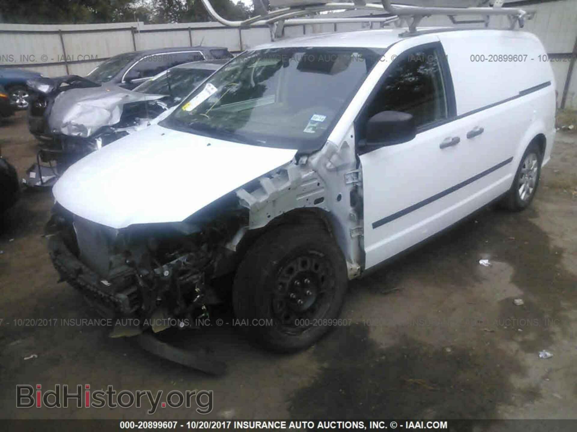 2014 Ram Tradesman - VIN: 2C4JRGAG8ER322090 - Фото 2