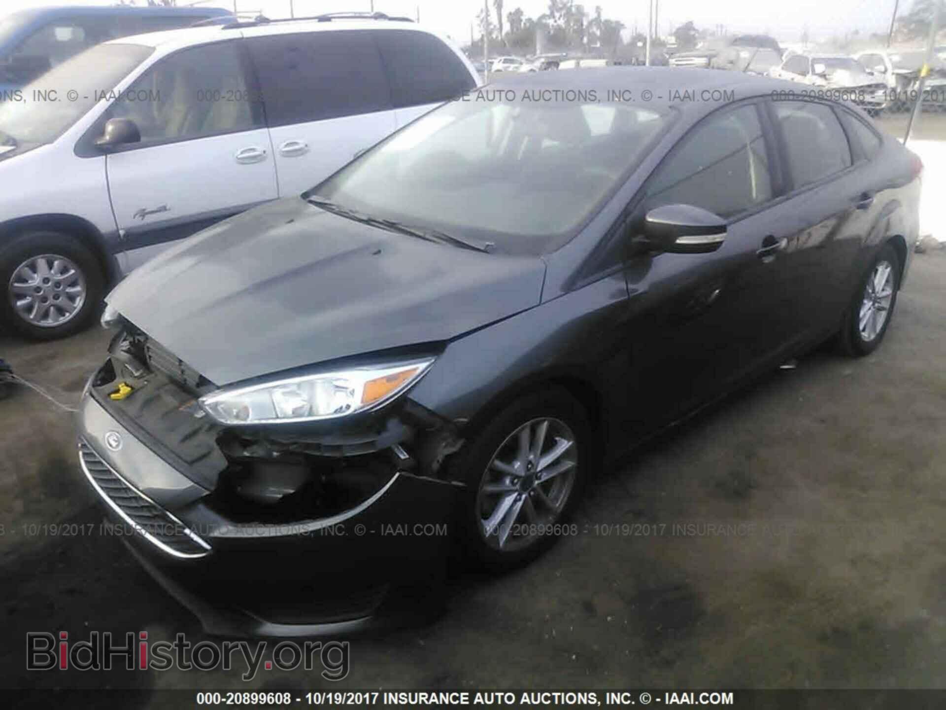 2015 Ford Focus - VIN: 1FADP3F28FL269948 - Photo 2
