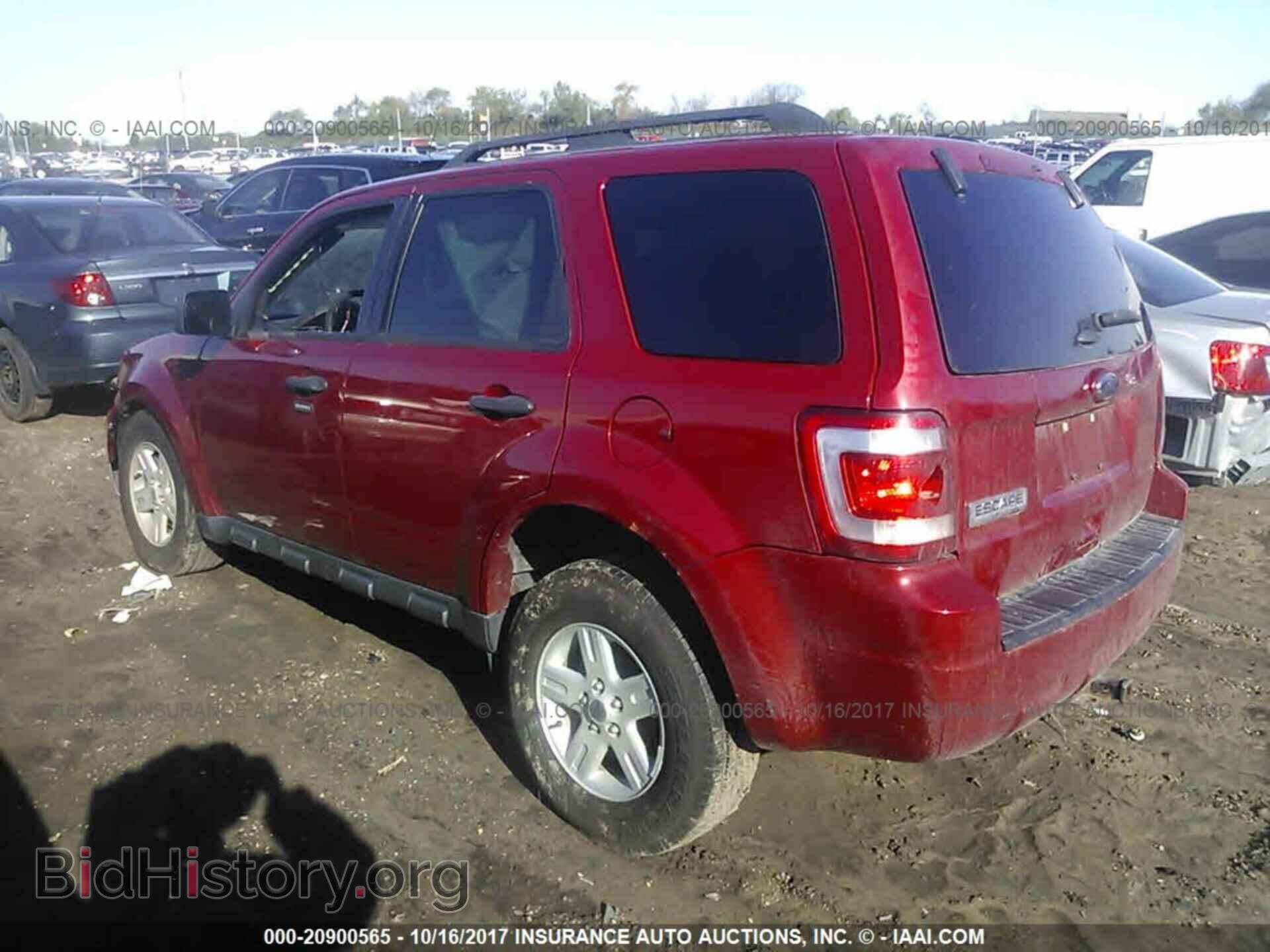 2011 Ford Escape - VIN: 1FMCU9D76BKA97155 - Photo 3