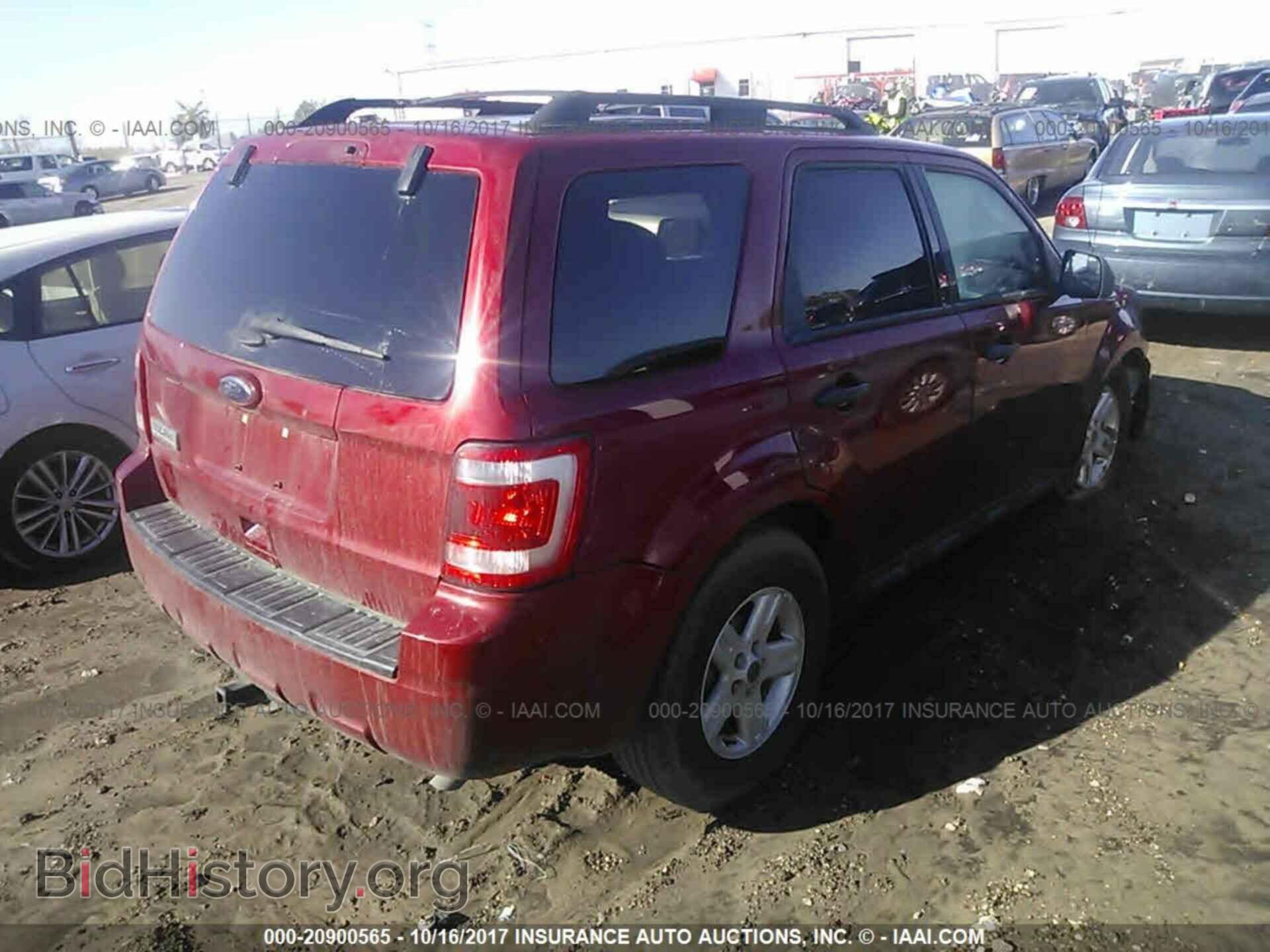 2011 Ford Escape - VIN: 1FMCU9D76BKA97155 - Photo 4