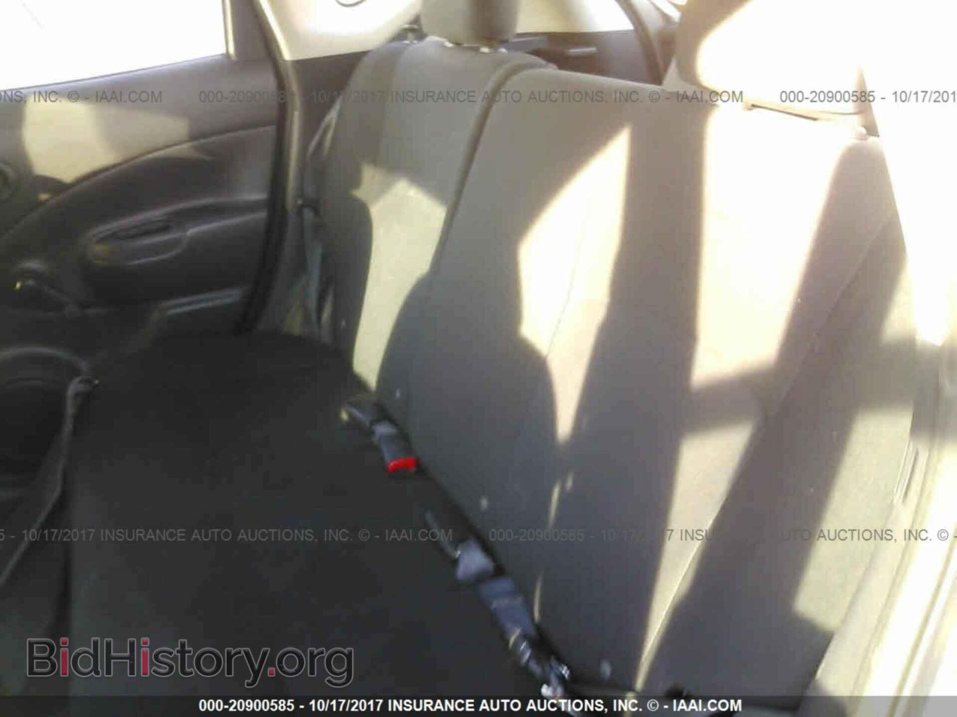 2015 Nissan Versa note - VIN: 3N1CE2CP5FL359877 - Photo 8