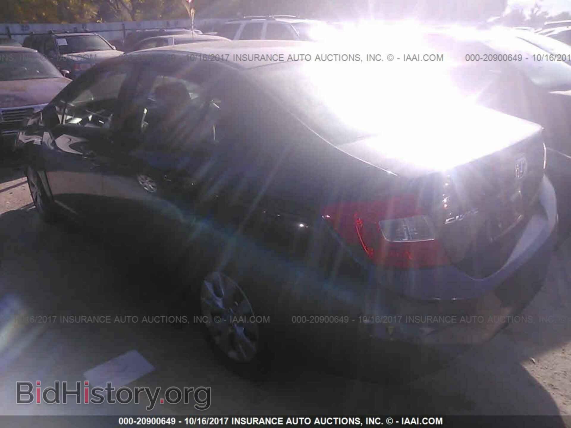 2012 Honda Civic - VIN: 19XFB2F55CE384372 - Photo 3