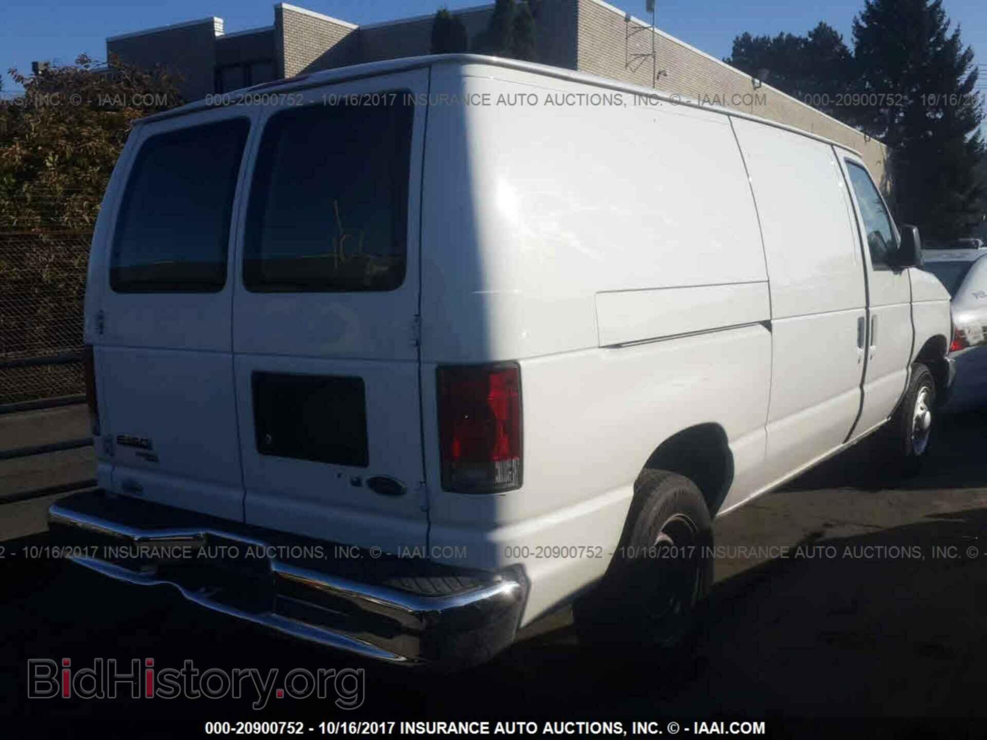 2011 Ford Econoline - VIN: 1FTNE1ELXBDB06368 - Photo 4