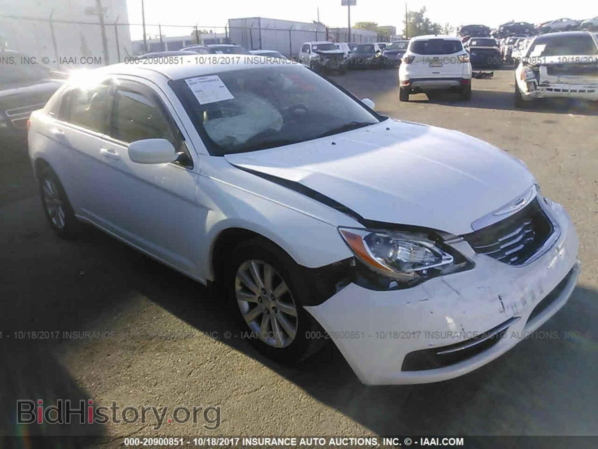 Photo 1C3BC1FB5BN548200 - Chrysler 200 2011