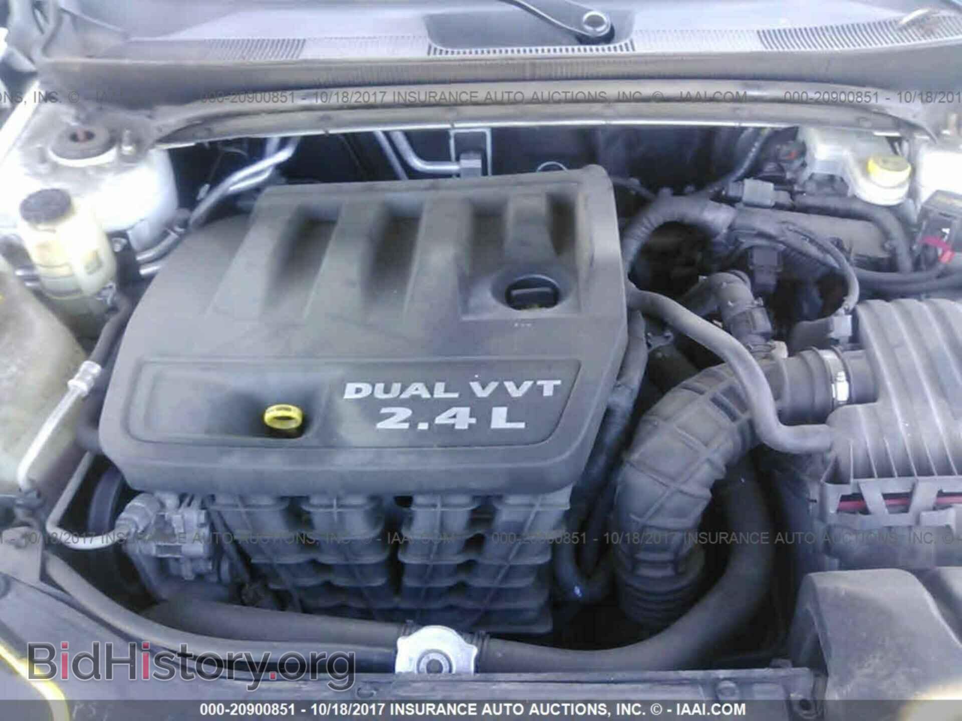 2011 Chrysler 200 - VIN: 1C3BC1FB5BN548200 - Photo 10