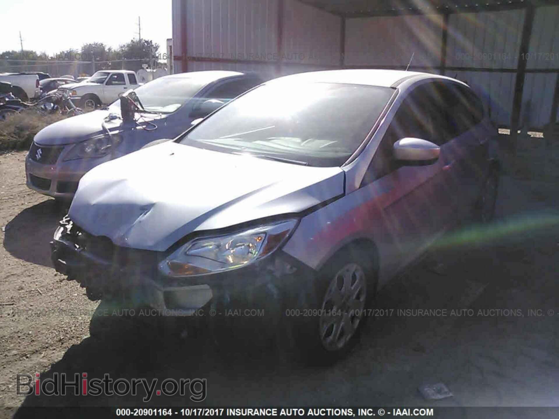 2012 Ford Focus - VIN: 1FAHP3K20CL405380 - Photo 2