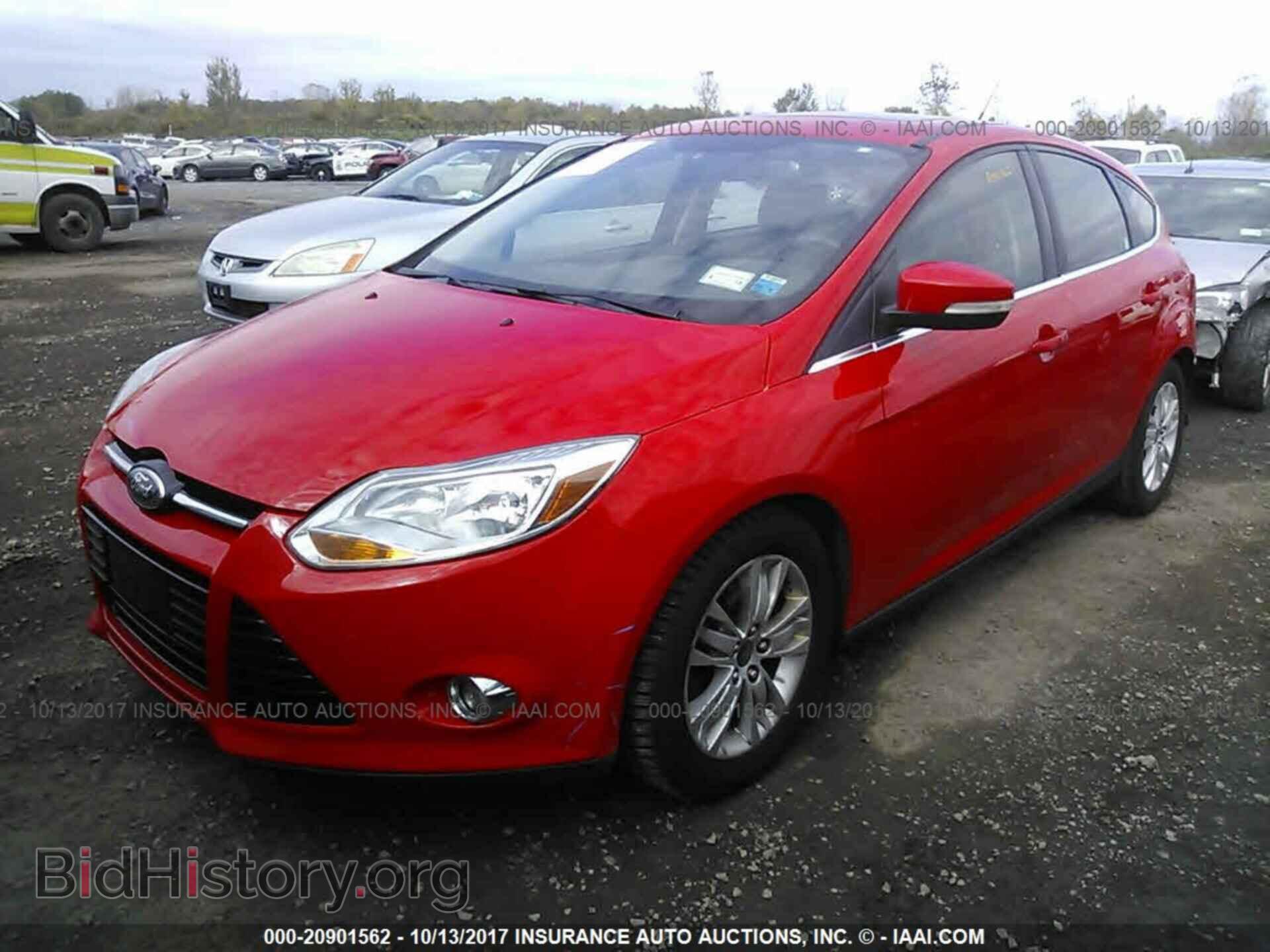 2012 Ford Focus - VIN: 1FAHP3M20CL453961 - Фото 2