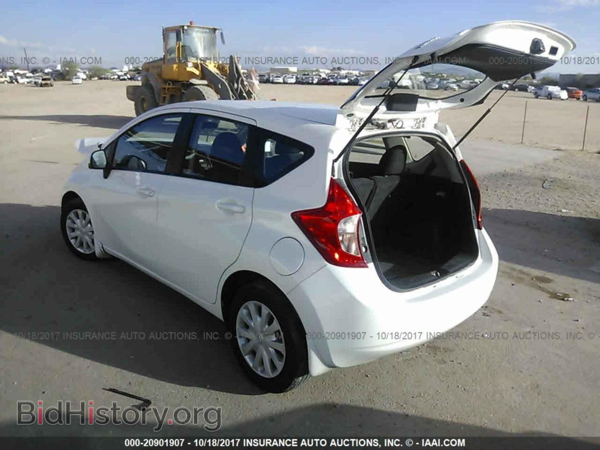 2014 Nissan Versa note - VIN: 3N1CE2CP0EL403749 - Photo 3