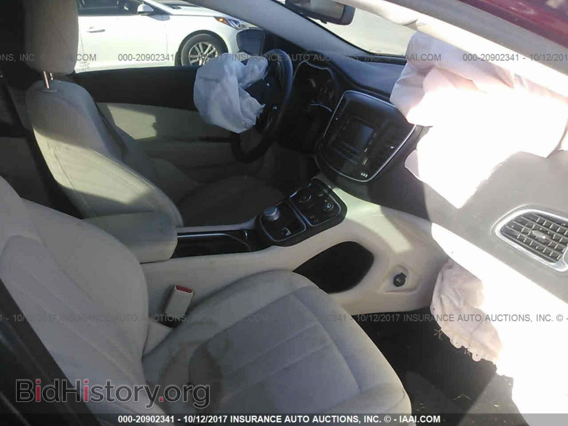 2016 Chrysler 200 - VIN: 1C3CCCAB9GN122251 - Фото 5