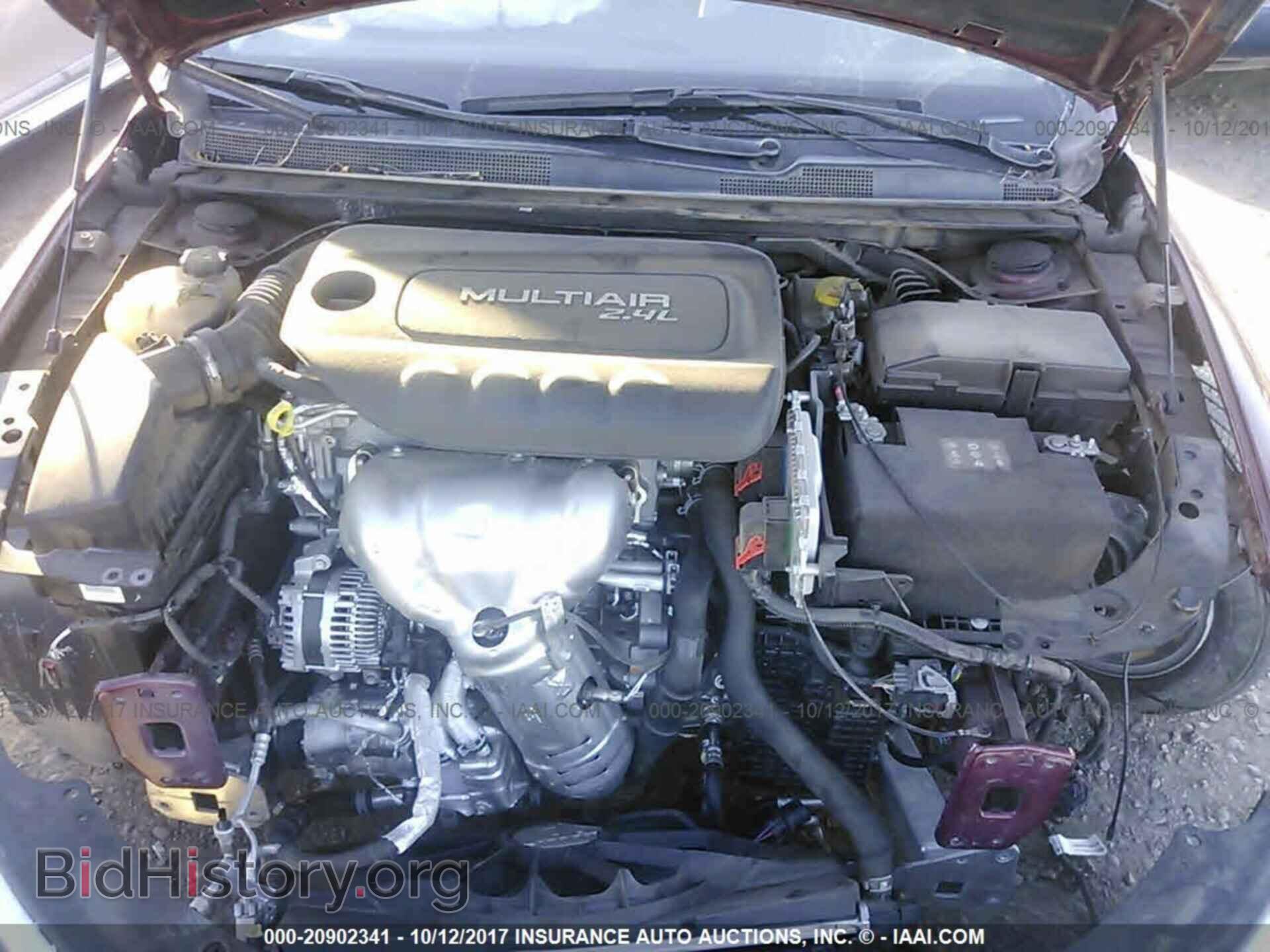 2016 Chrysler 200 - VIN: 1C3CCCAB9GN122251 - Фото 10
