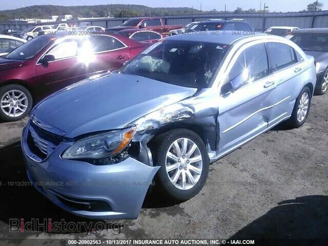 2013 Chrysler 200 - VIN: 1C3CCBCG6DN607669 - Photo 2