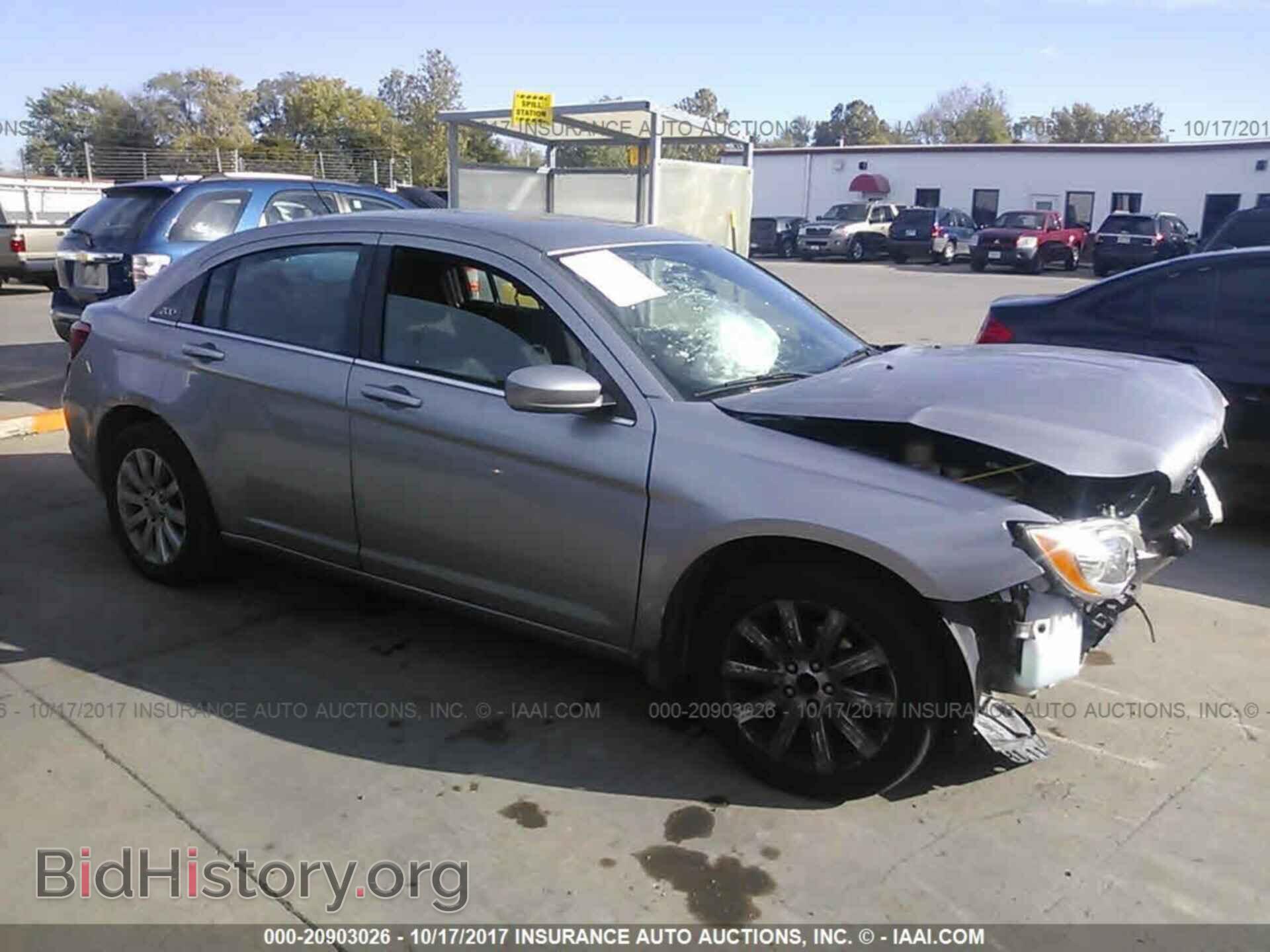 Photo 1C3CCBBB4DN546618 - Chrysler 200 2013