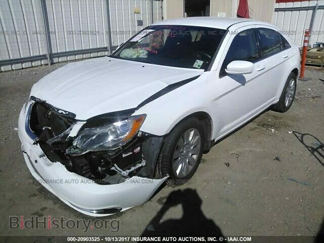 2014 Chrysler 200 - VIN: 1C3CCBAB3EN209084 - Фото 2
