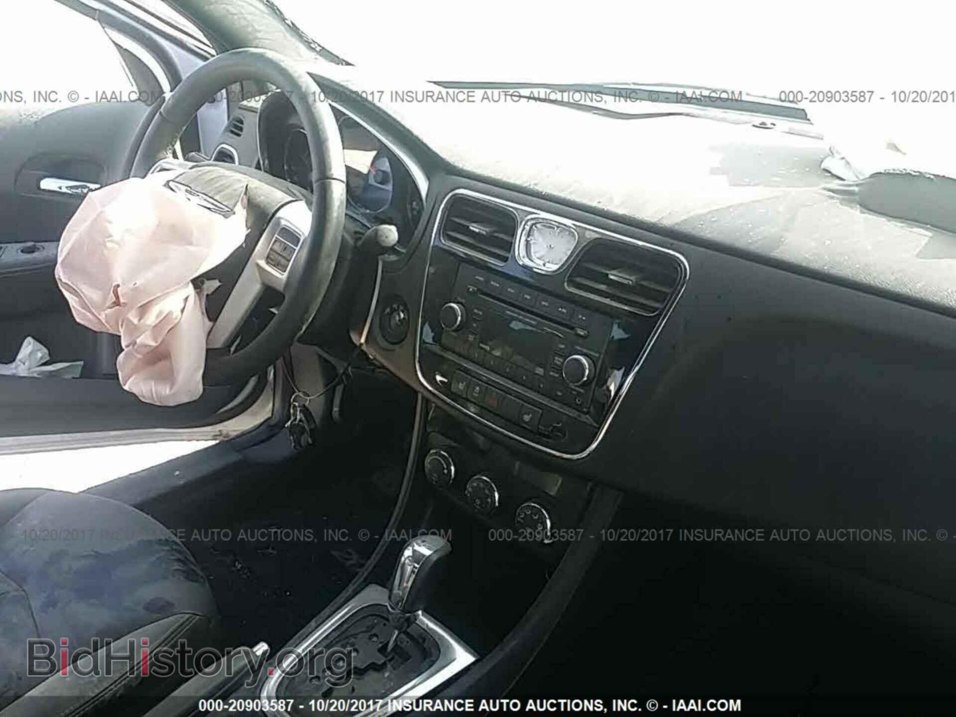 2014 Chrysler 200 - VIN: 1C3CCBCG3EN112217 - Фото 5