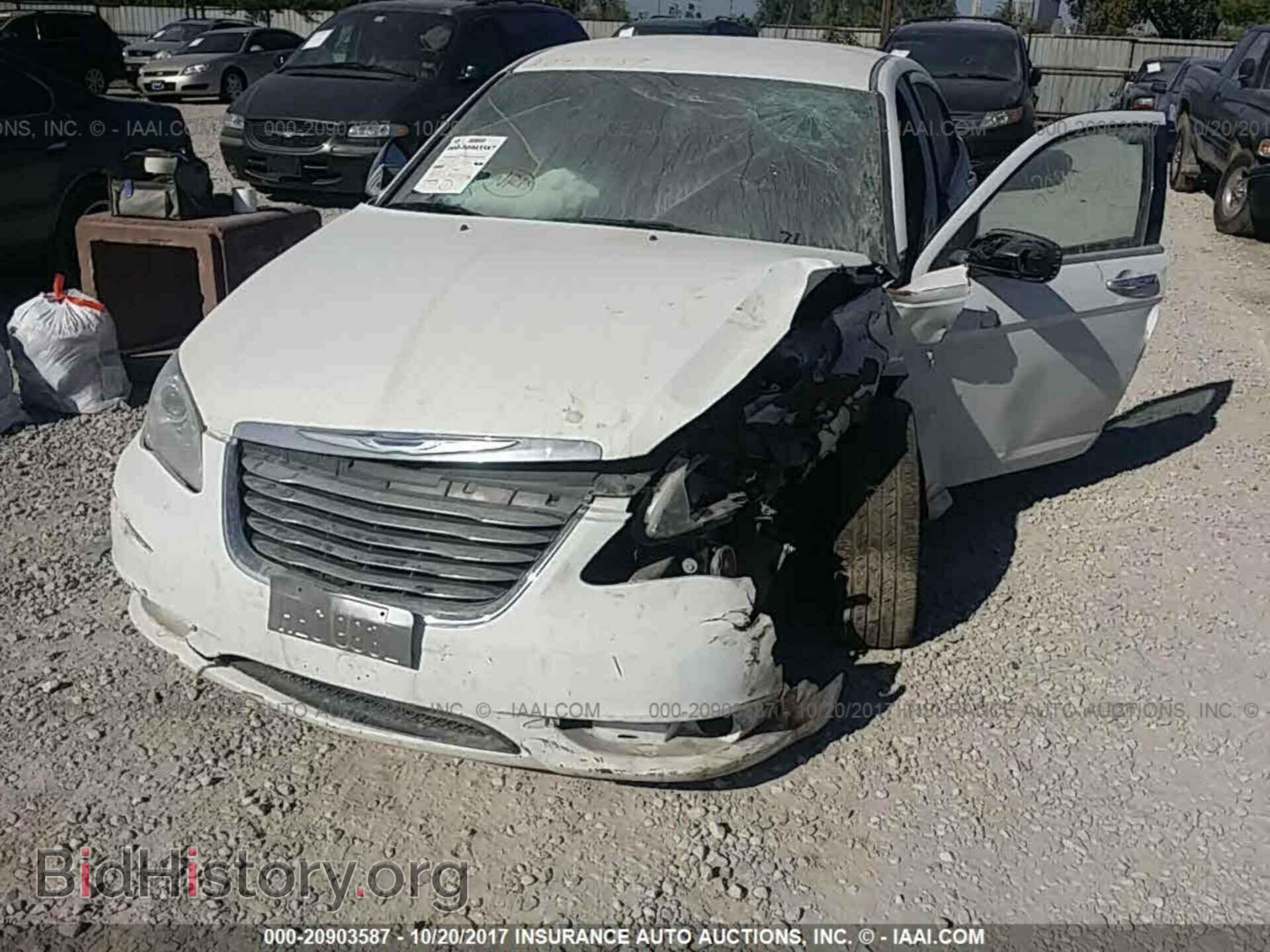 2014 Chrysler 200 - VIN: 1C3CCBCG3EN112217 - Фото 6