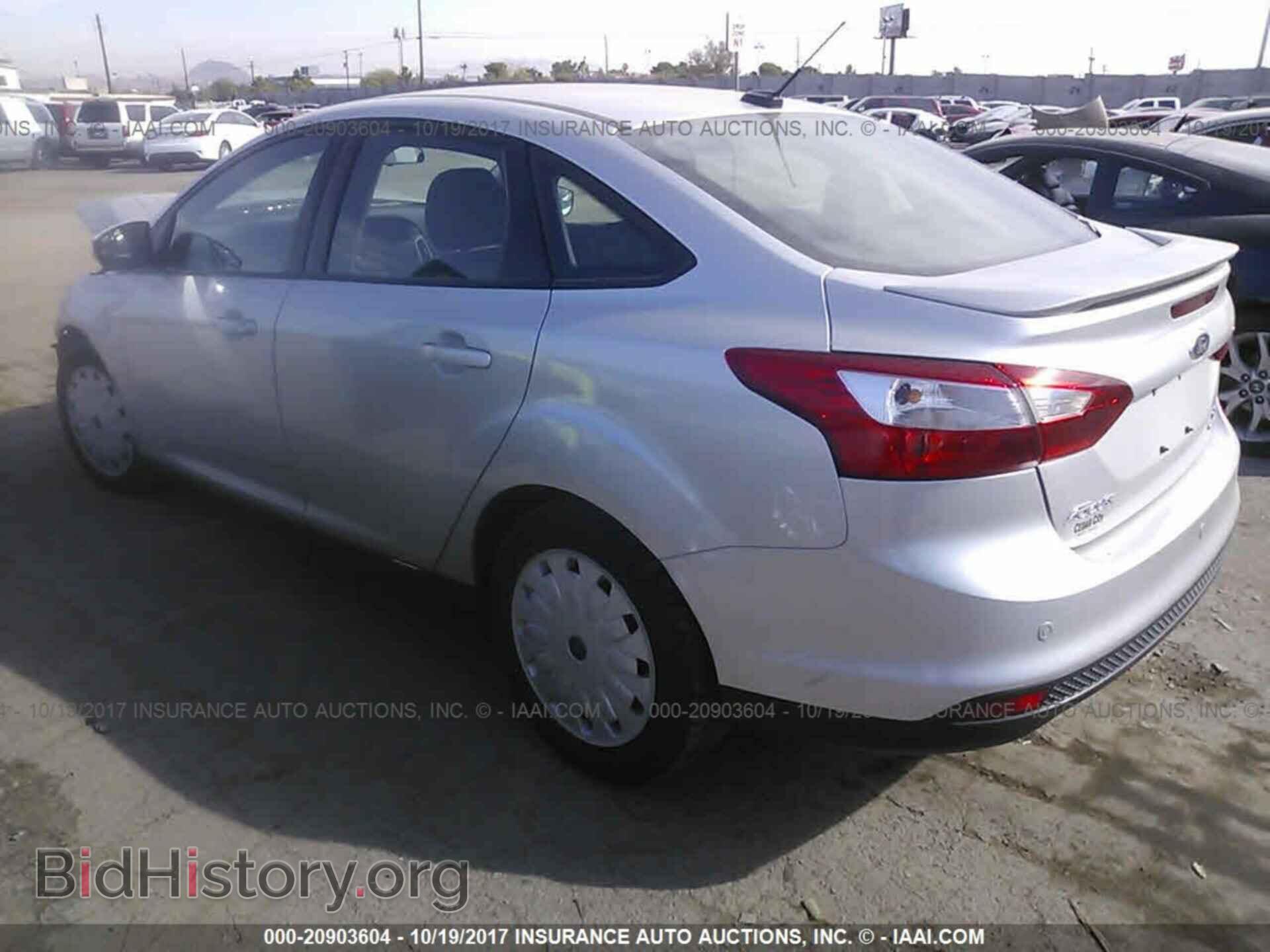 2013 Ford Focus - VIN: 1FADP3F28DL132344 - Фото 3
