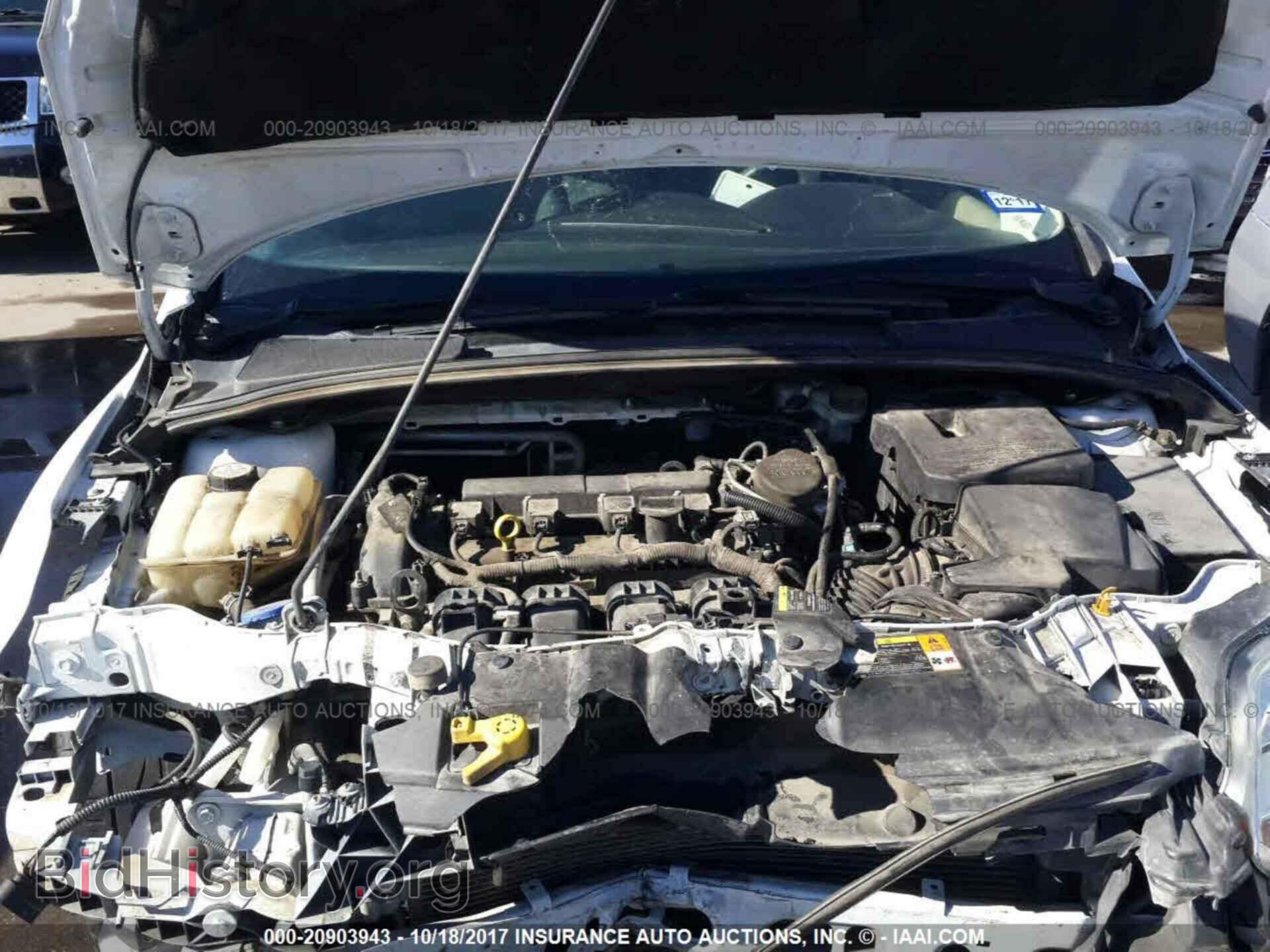 2012 Ford Focus - VIN: 1FAHP3K23CL106997 - Photo 10