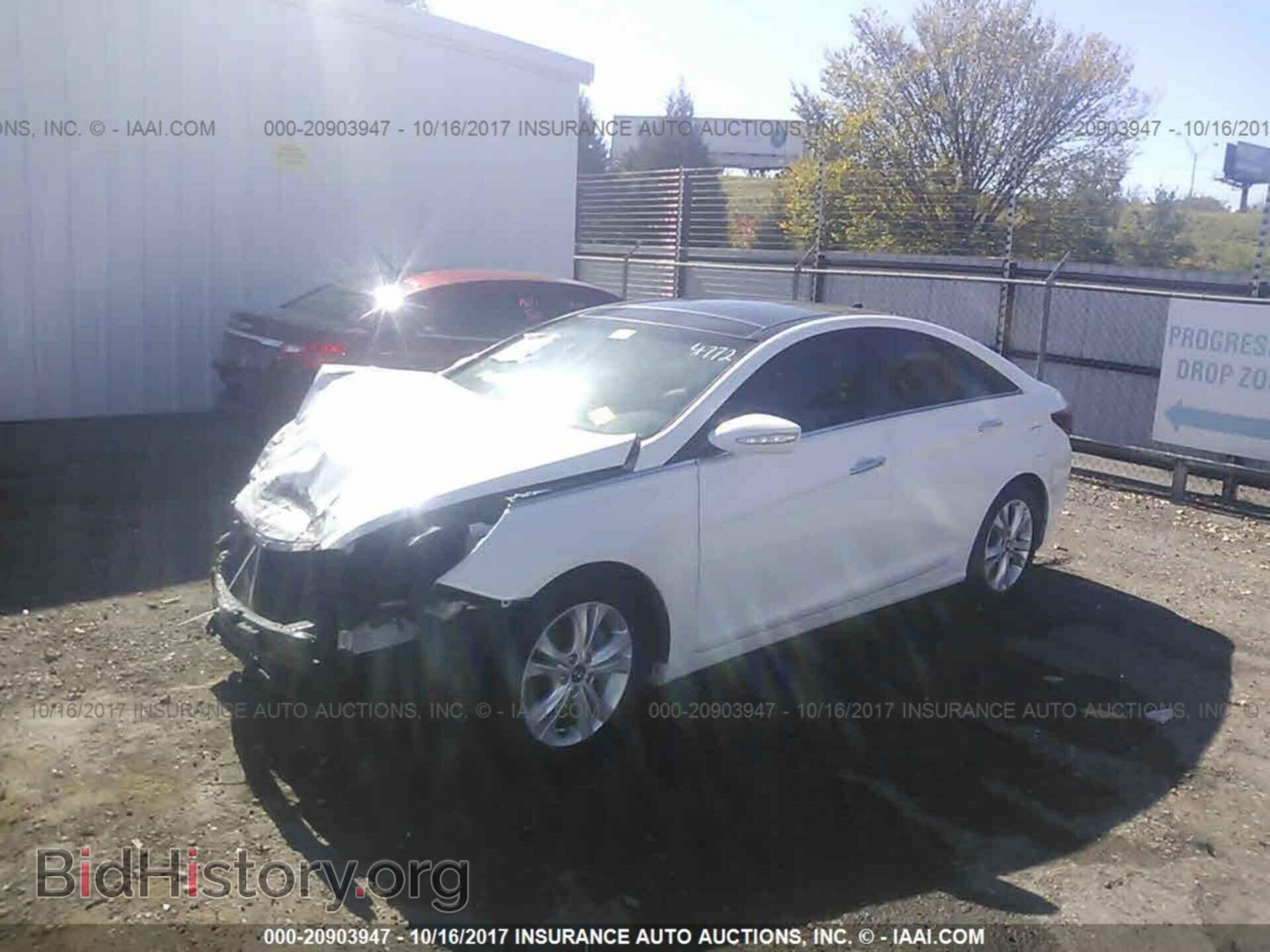2012 Hyundai Sonata - VIN: 5NPEC4AC2CH454772 - Фото 2