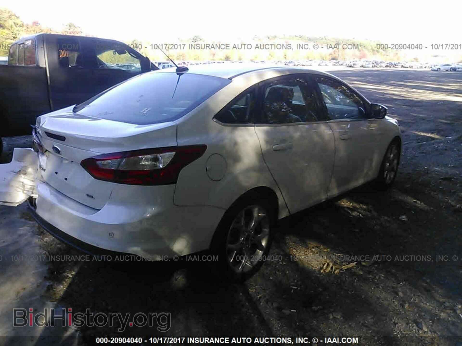 2012 Ford Focus - VIN: 1FAHP3H29CL432312 - Photo 4