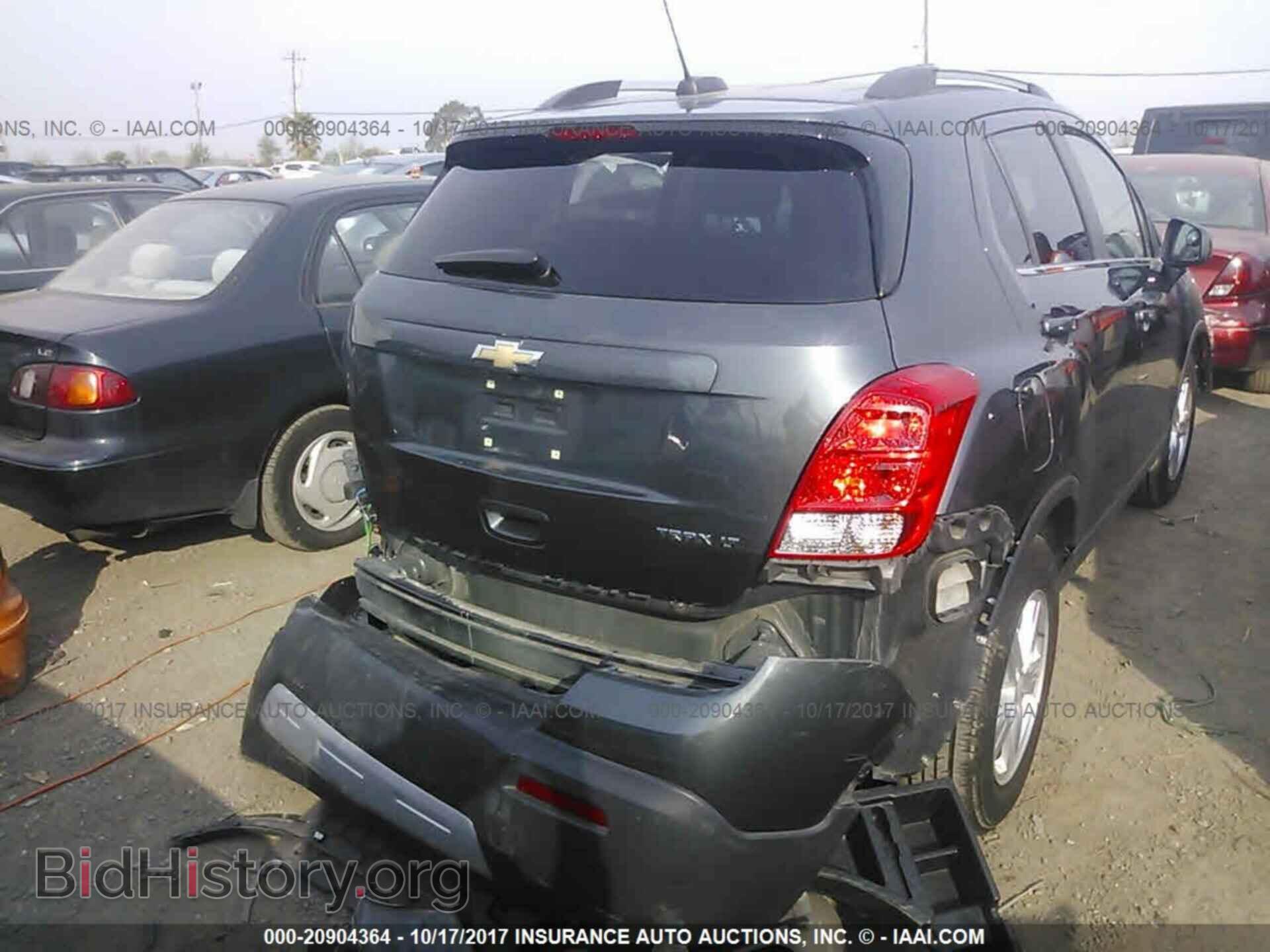 2016 Chevrolet Trax - VIN: 3GNCJLSB7GL143820 - Photo 4