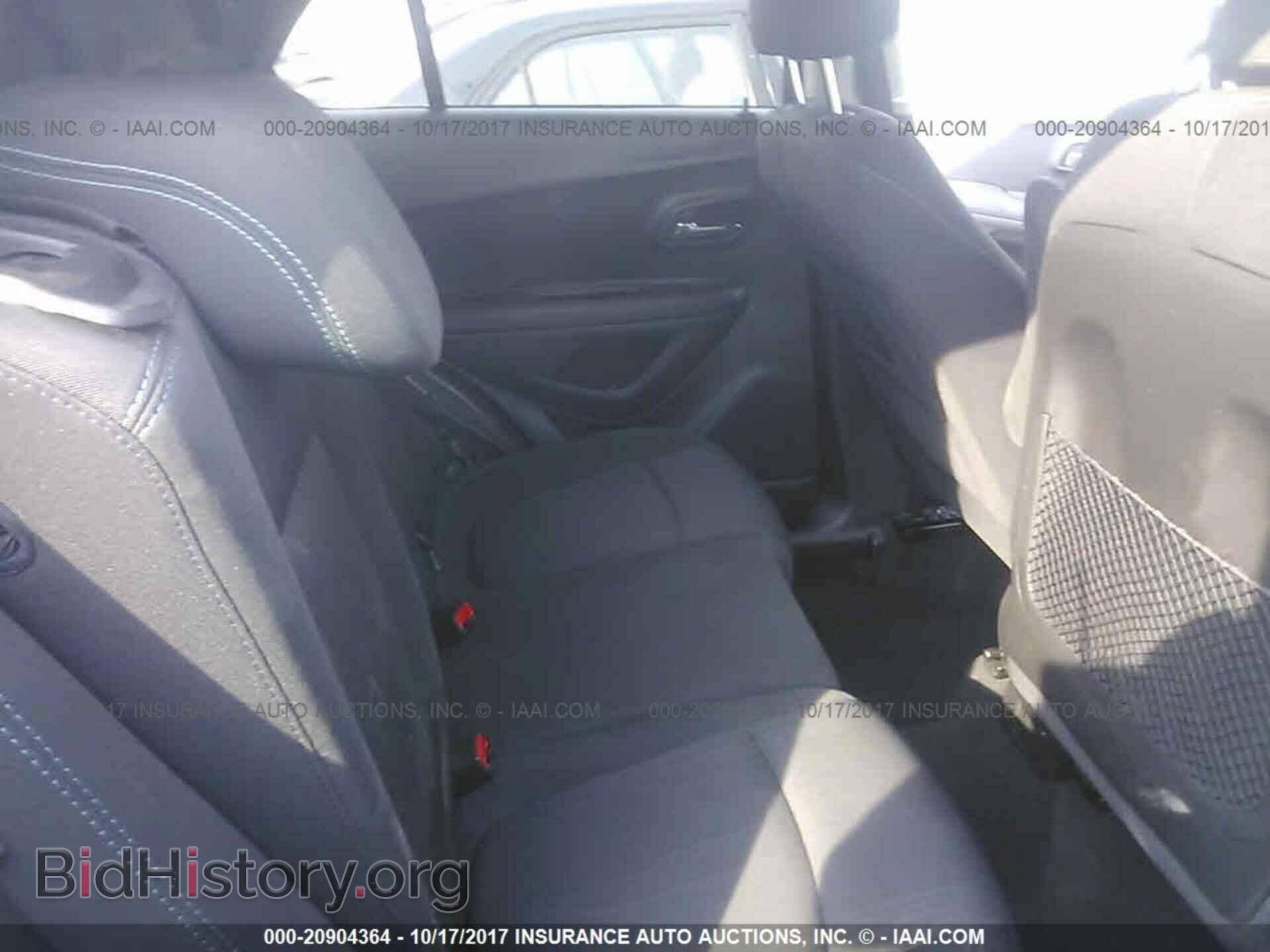 2016 Chevrolet Trax - VIN: 3GNCJLSB7GL143820 - Photo 8