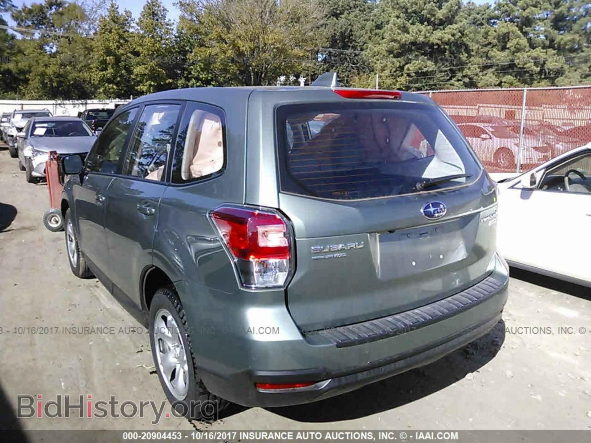 2017 Subaru Forester - VIN: JF2SJAAC0HH586007 - Photo 3