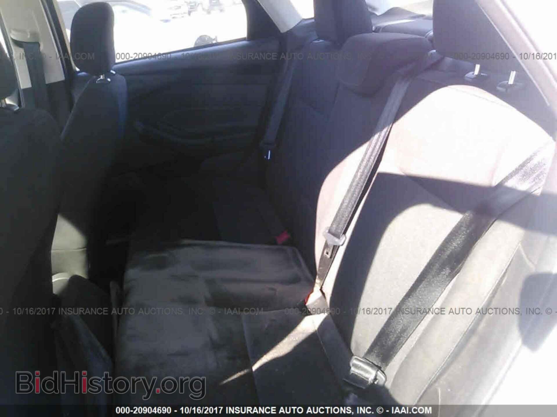 2015 Ford Focus - VIN: 1FADP3E28FL268817 - Photo 8