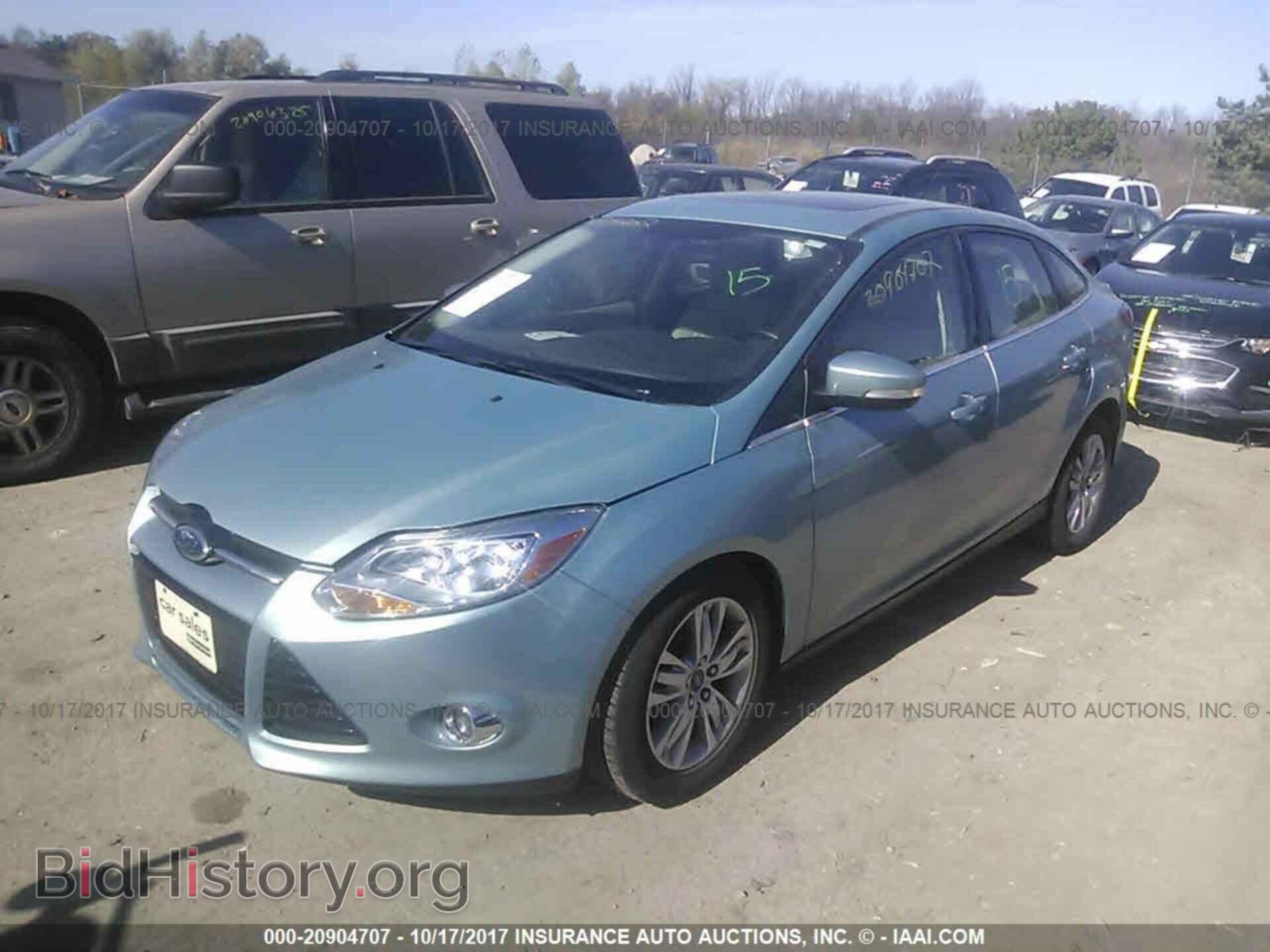 2012 Ford Focus - VIN: 1FAHP3H27CL423754 - Photo 2
