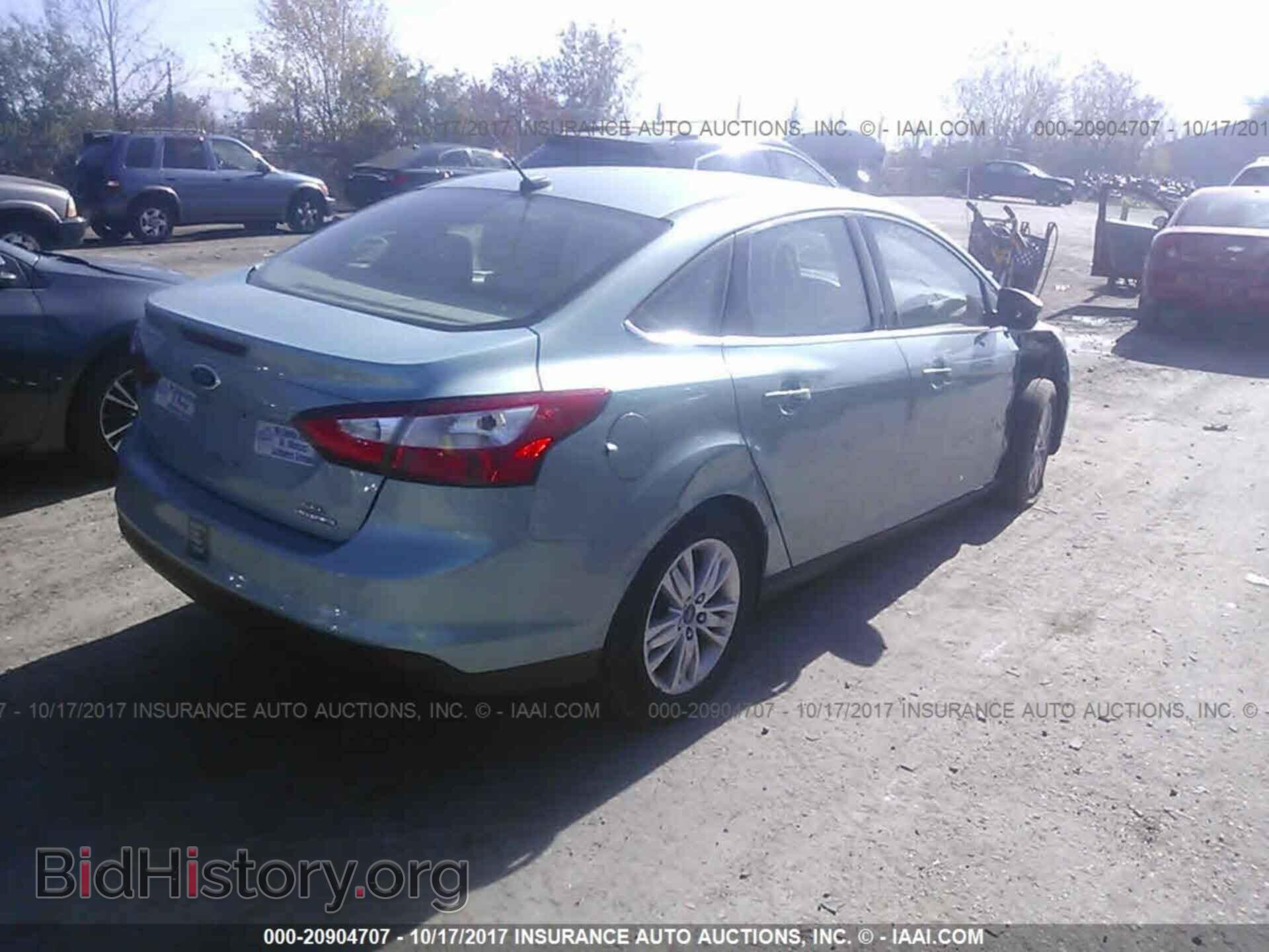 2012 Ford Focus - VIN: 1FAHP3H27CL423754 - Photo 4