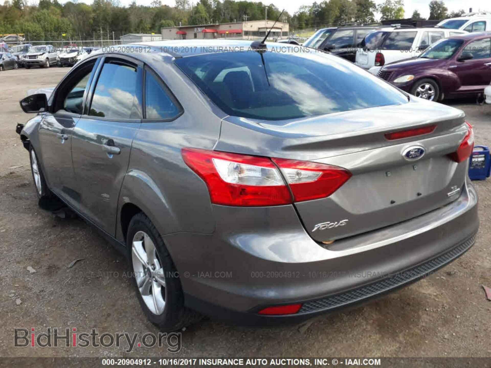 2013 Ford Focus - VIN: 1FADP3F29DL203647 - Photo 3