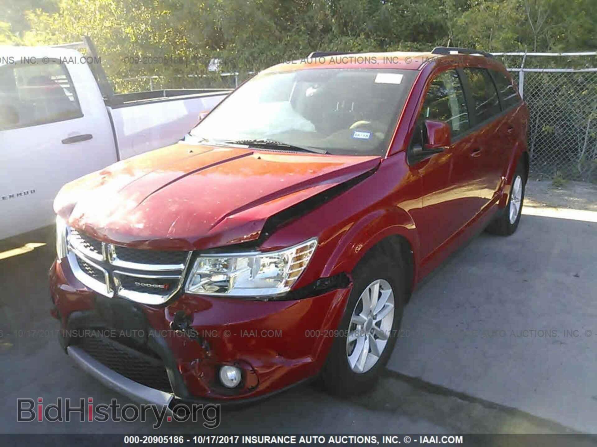 2015 Dodge Journey - VIN: 3C4PDCBG7FT733897 - Photo 2