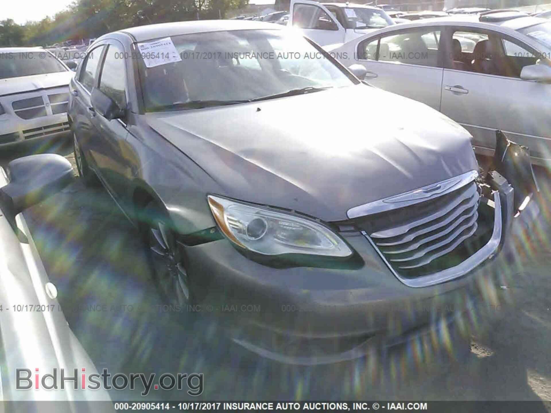 Photo 1C3CCBBB1DN553526 - Chrysler 200 2013