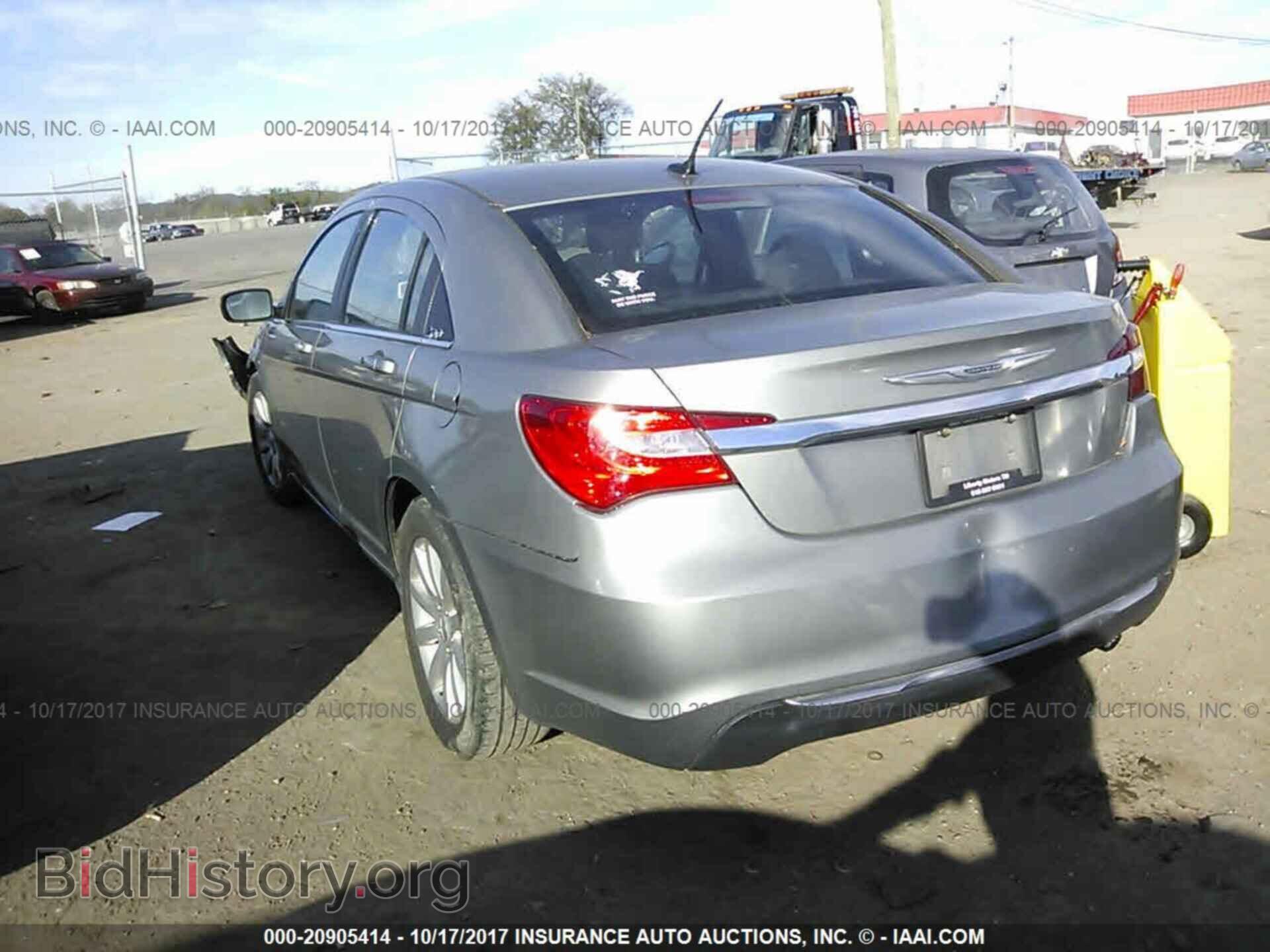 2013 Chrysler 200 - VIN: 1C3CCBBB1DN553526 - Фото 3