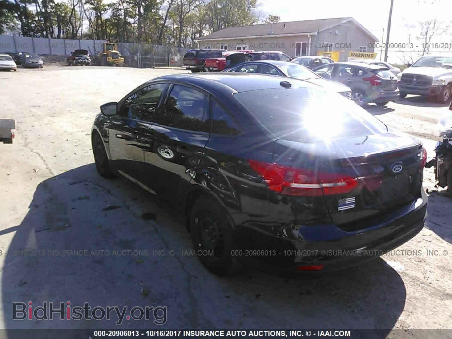 2016 Ford Focus - VIN: 1FADP3E28GL403246 - Фото 3