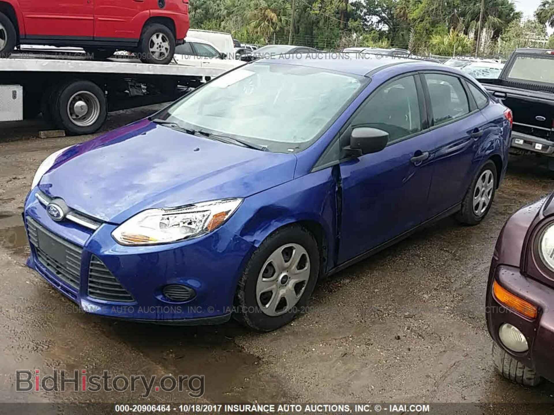 2012 Ford Focus - VIN: 1FAHP3E29CL293173 - Фото 2