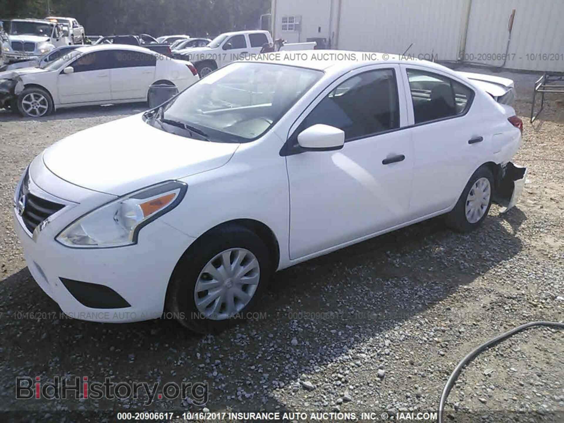 2016 Nissan Versa - VIN: 3N1CN7AP7GL854891 - Фото 2