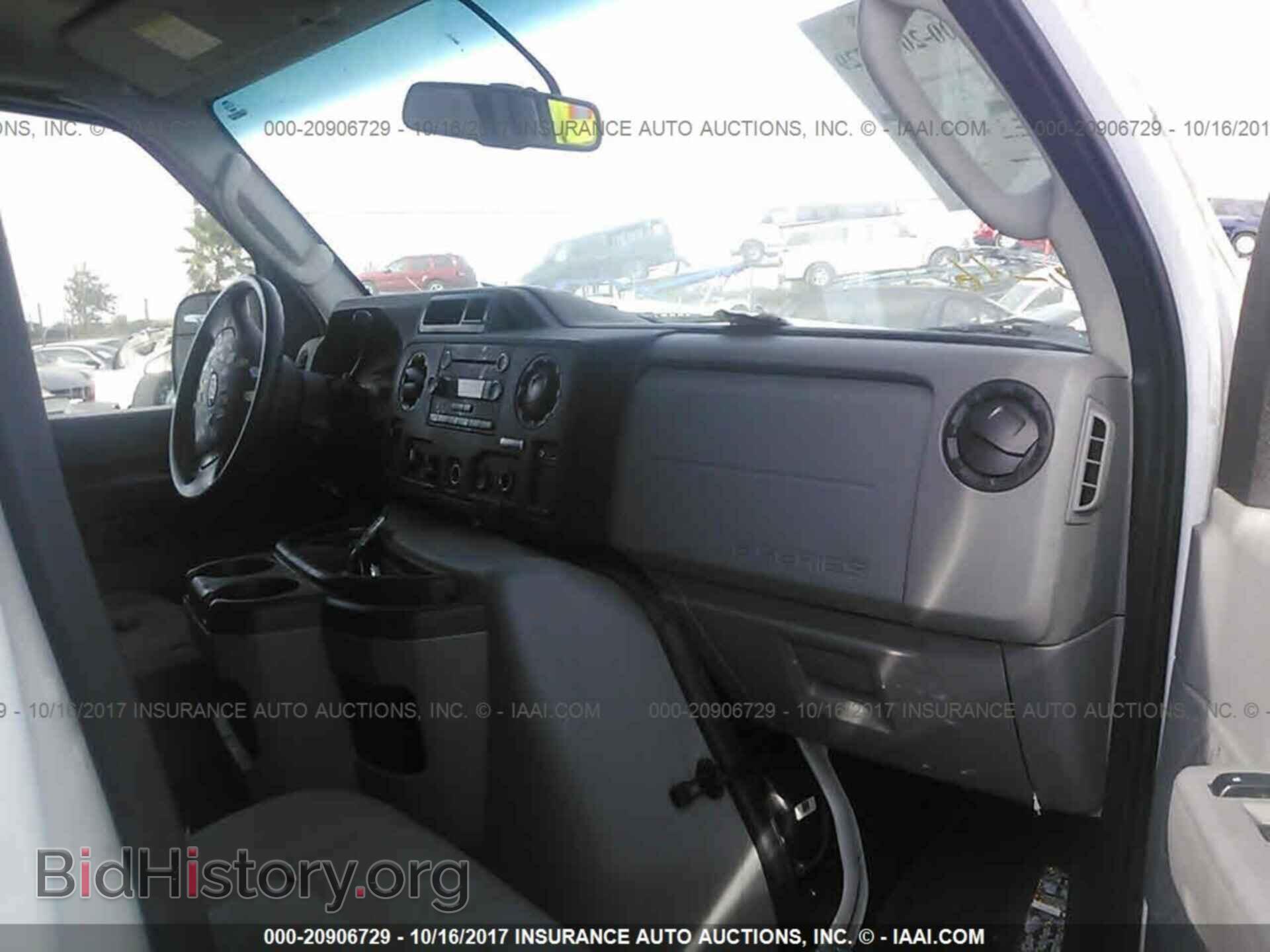 2012 Ford Econoline - VIN: 1FTNE1EL2CDA60195 - Фото 5