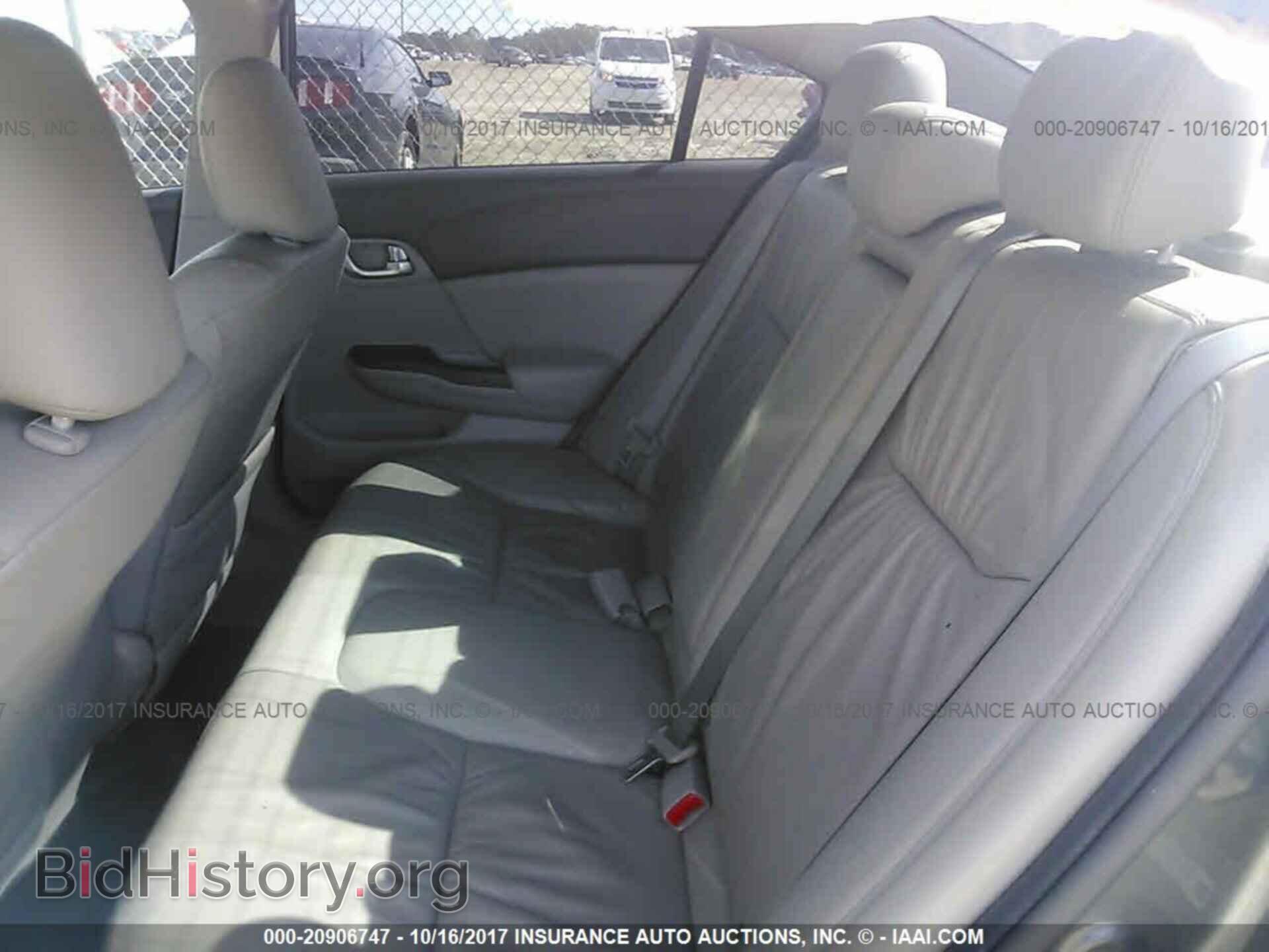 2012 Honda Civic - VIN: 19XFB2F96CE016575 - Photo 8