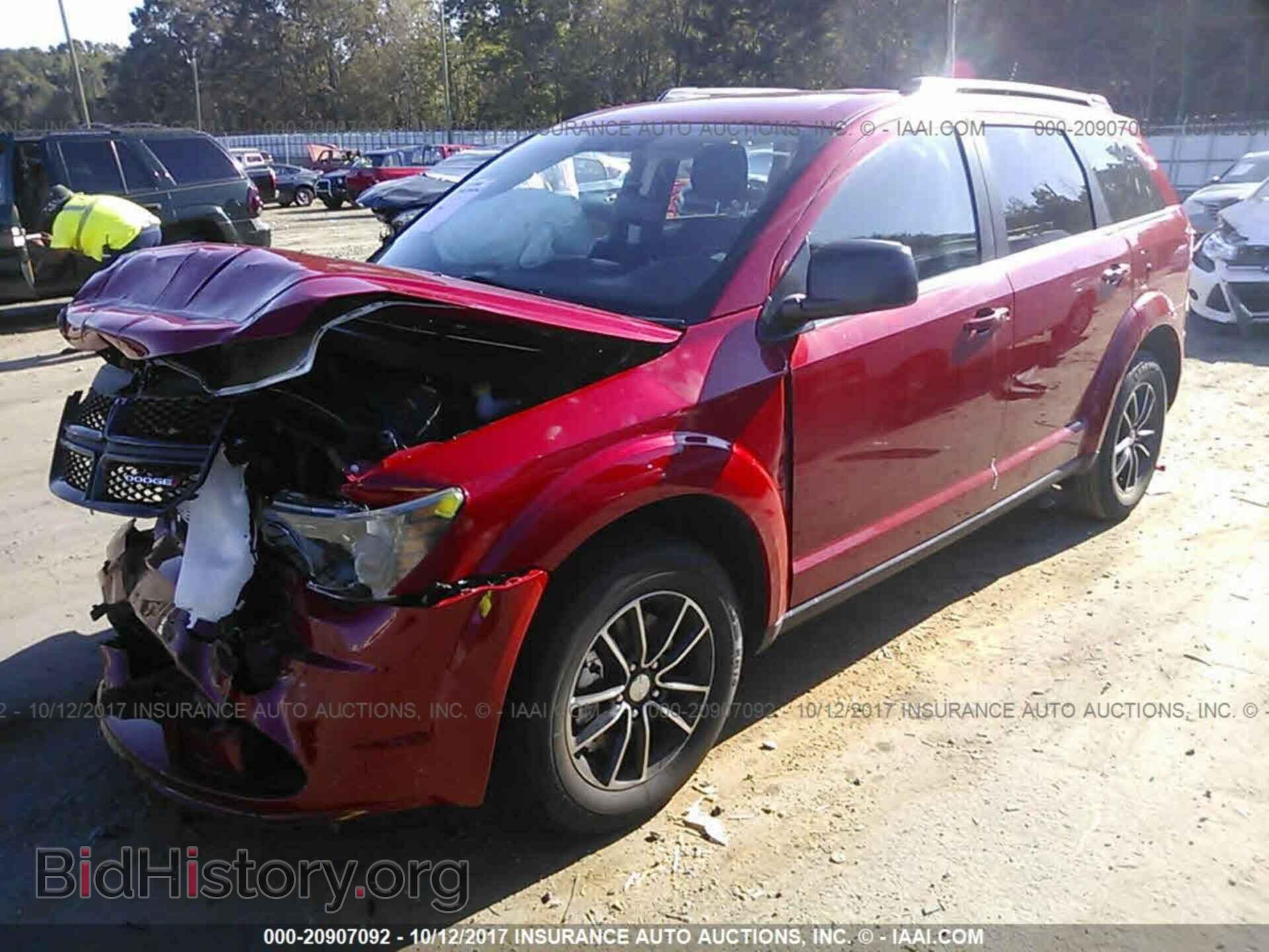 2017 Dodge Journey - VIN: 3C4PDCAB0HT683126 - Фото 2
