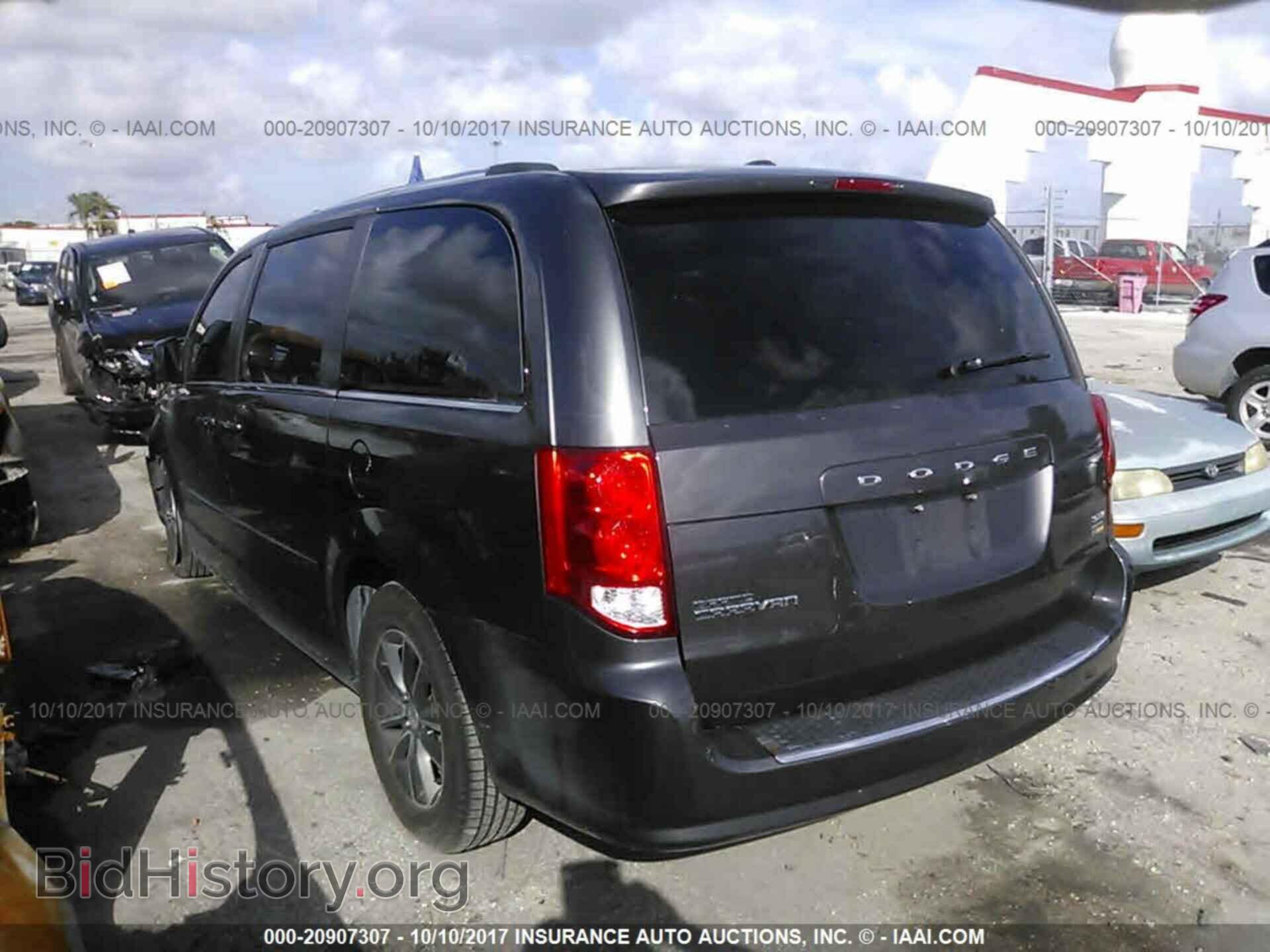 2017 Dodge Grand caravan - VIN: 2C4RDGCGXHR574233 - Фото 3