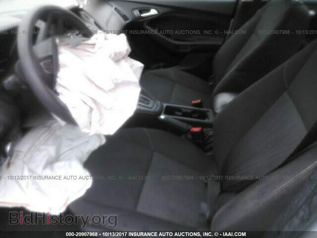 2015 Ford Focus - VIN: 1FADP3F22FL203959 - Photo 5