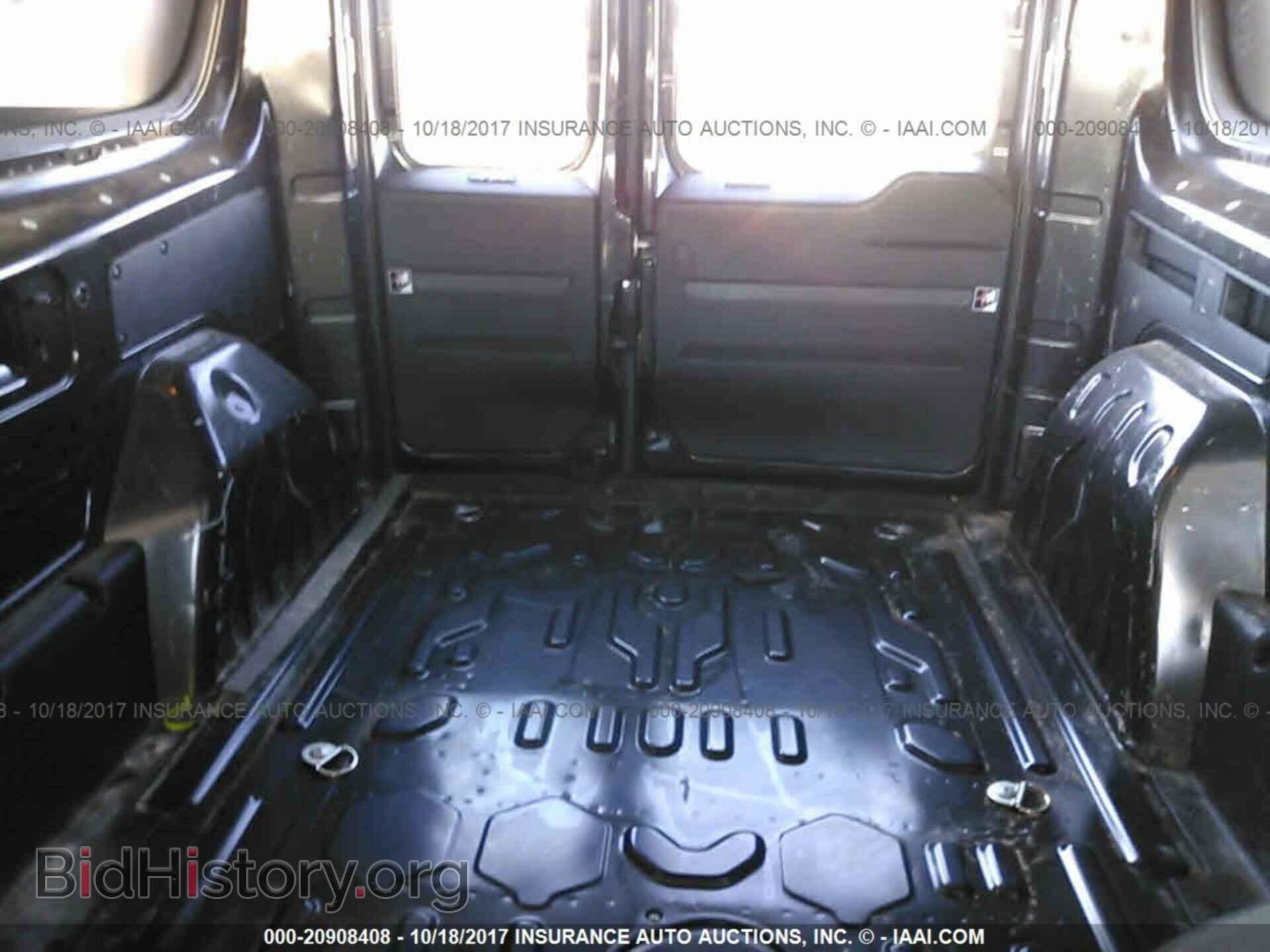 2015 Ram Promaster - VIN: ZFBERFAT9F6A82507 - Photo 8