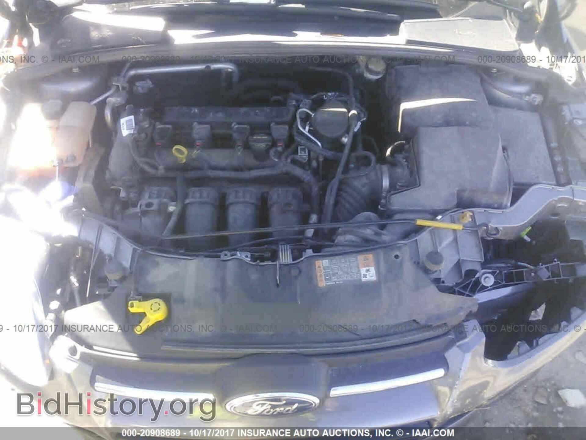 2014 Ford Focus - VIN: 1FADP3K26EL329357 - Photo 10