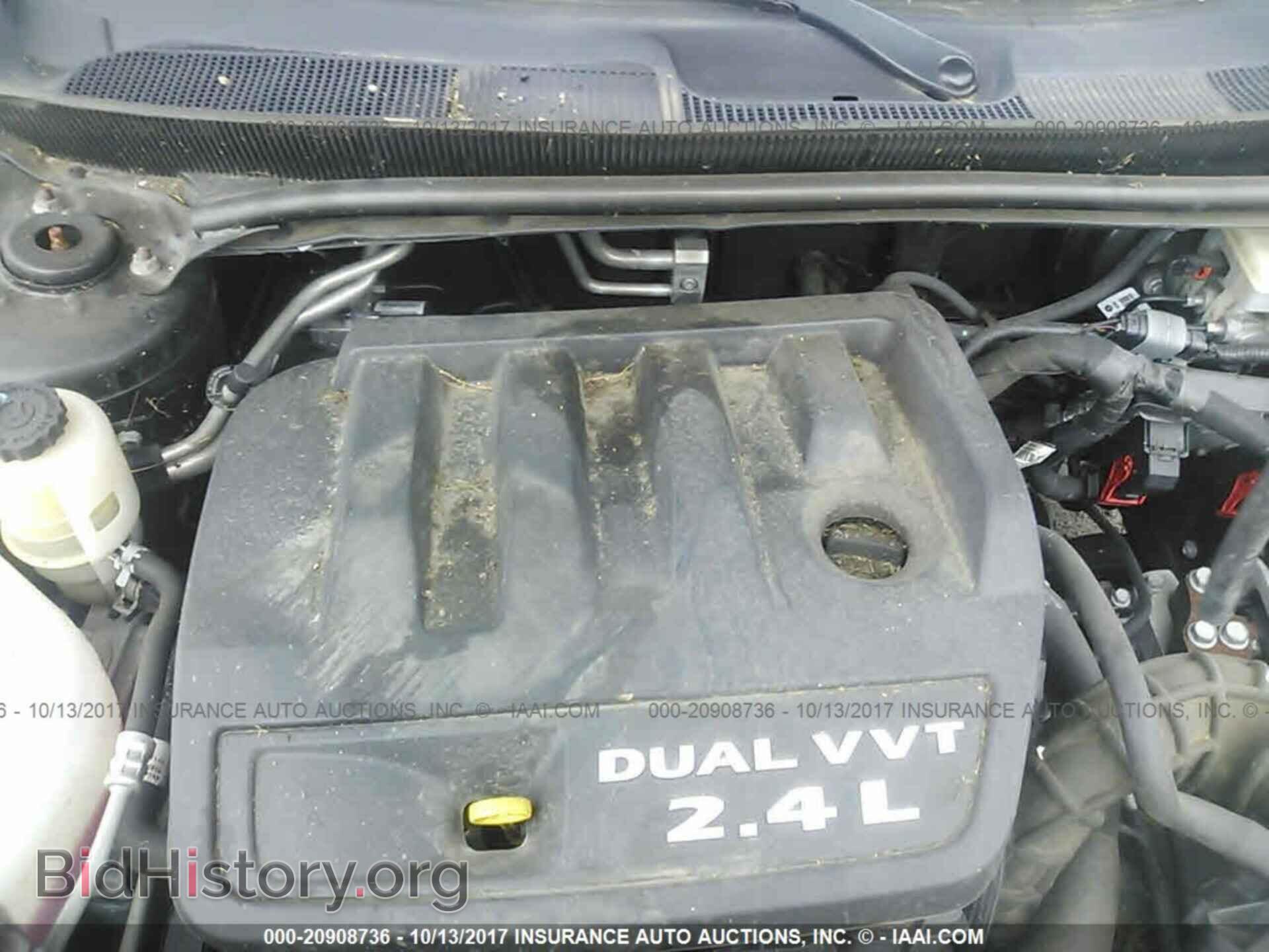 2013 Chrysler 200 - VIN: 1C3CCBBB5DN672423 - Photo 10