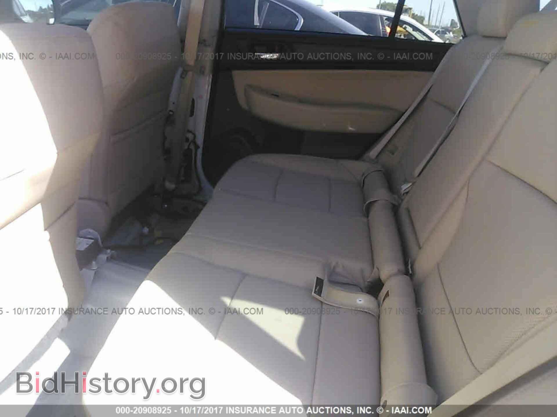 2017 Subaru Outback - VIN: 4S4BSANC4H3384057 - Фото 8