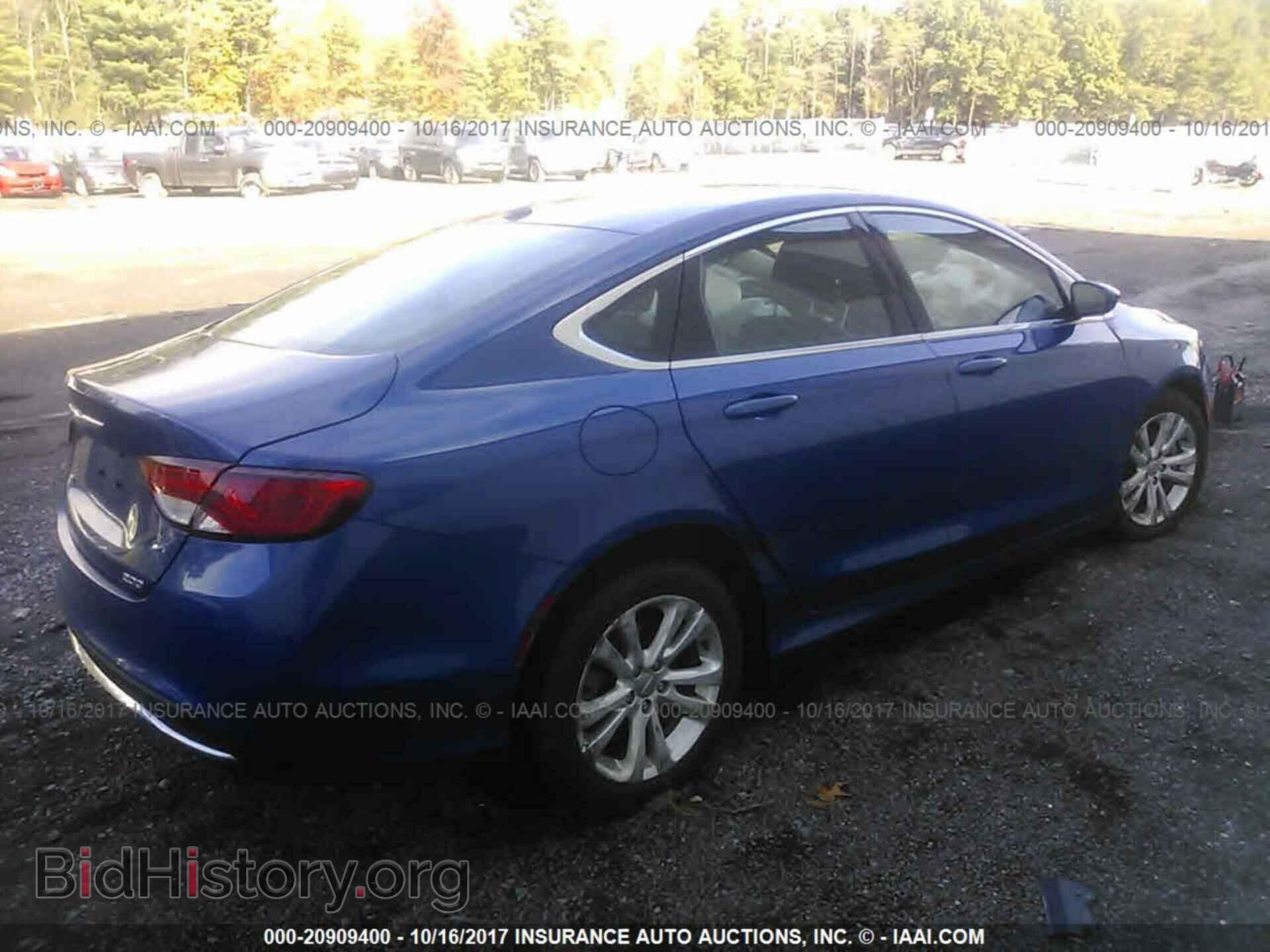 2015 Chrysler 200 - VIN: 1C3CCCAB2FN535059 - Photo 4
