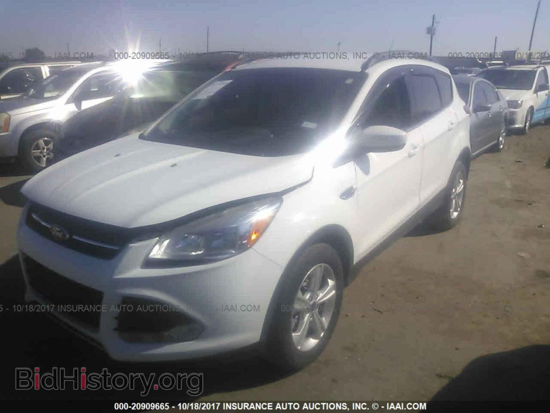 2015 Ford Escape - VIN: 1FMCU0G98FUA29068 - Photo 2