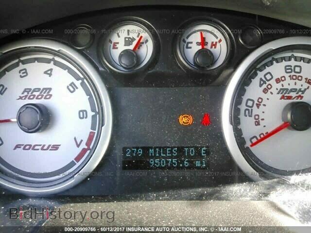 2011 Ford Focus - VIN: 1FAHP3FN7BW120628 - Photo 7